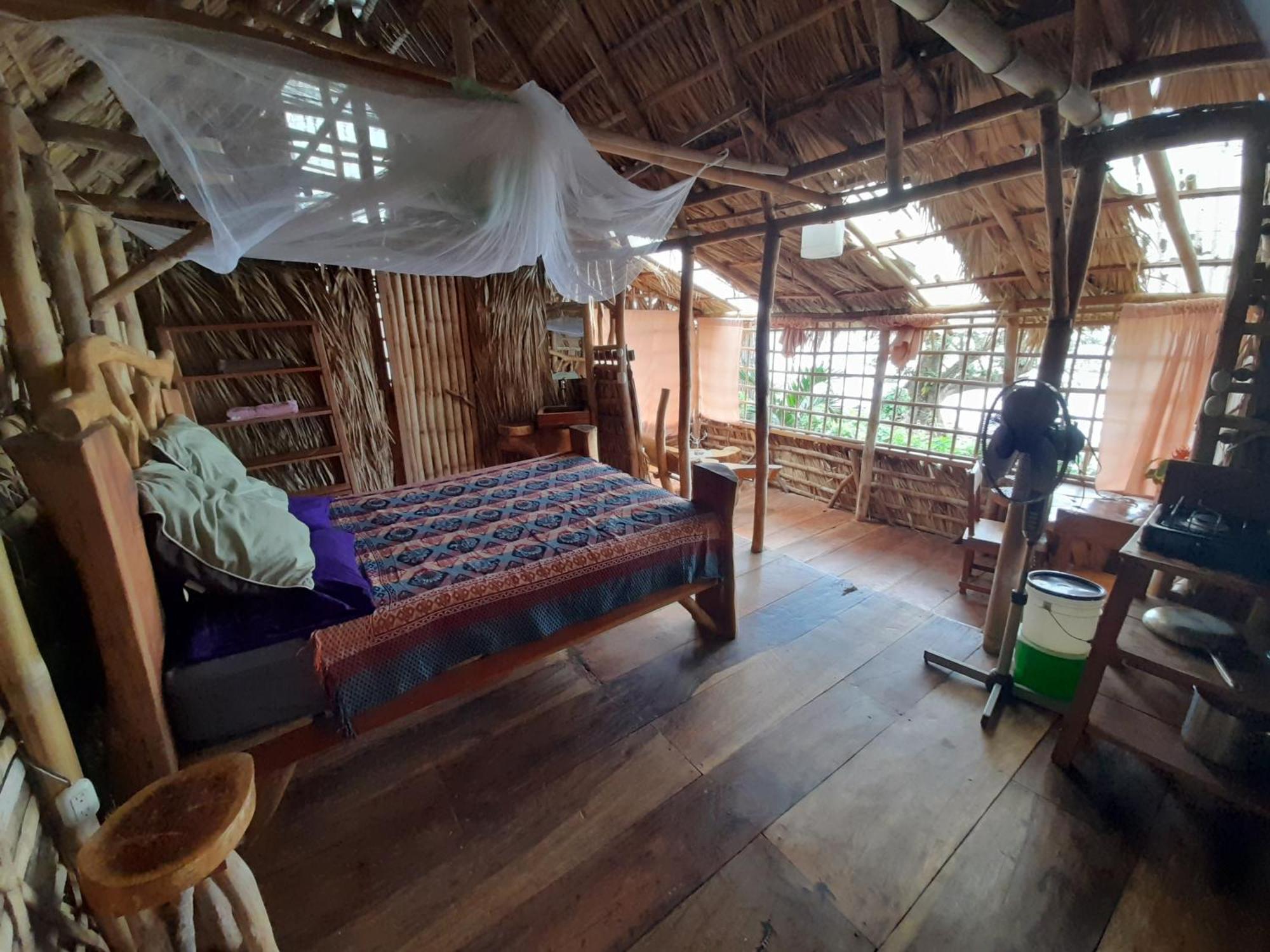 El Bamboo Cabins Balgue ภายนอก รูปภาพ