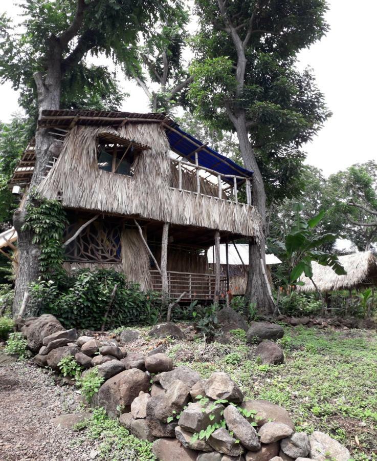 El Bamboo Cabins Balgue ภายนอก รูปภาพ